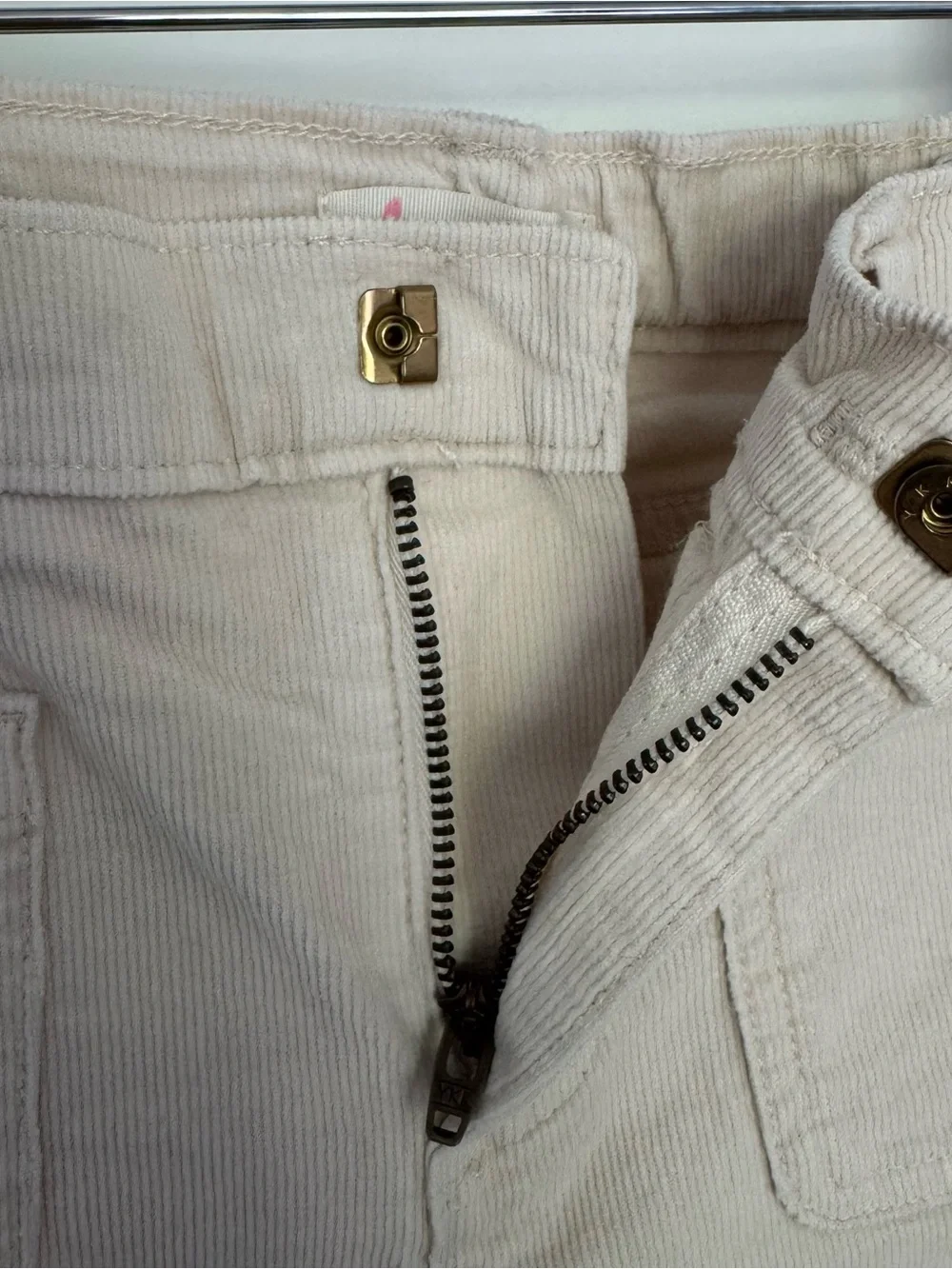 Girls' patch-pocket wide-leg corduroy pant size 7 cream ivory EUC cotton